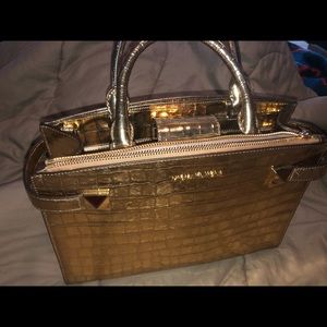 Michael kors gold hand bag